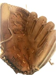 Baseball Glove Doug Rader Wilson A2181 Autograph Model Snap Action Mitt Vtg 9.5. Fixed Price $17.00.