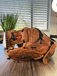 Easton NAT70 Natural Series 12 3/4" Rht Tanned Leather Baseball Flex Glove Usa. Fixed Price $24.98.