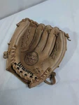 Vintage Wilson Pro Model Fred Lynn A2161 10 Youth Baseball Glove Right Throw. Fixed Price $24.99.