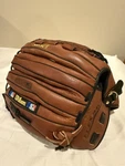 Vintage Wilson Select A1764 S4 Dual Hinge Grip 13 Leather Baseball Glove. Fixed Price $45.00.