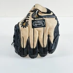 Louisville Slugger Series LS1053P Ez-loc 10.5 Lft Youth Baseball Glove. Fixed Price $12.00.