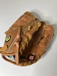 Wilson Baseball Glove A9610 FP1 1/2" For Right-handed Thrower Fast Pitch. Fixed Price $20.00.