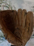Vintage Ted Williams Model 400 Pro Pocket Sears Roebuck & Co 16172 Glove Right. Fixed Price $24.75.