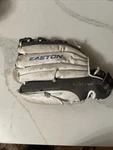 Easton Youth Ghost Flex Fastpitch Utility Softball Glove GFY12CB Leather Rht. Fixed Price $42.00.