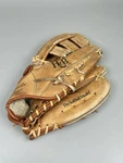 Louisville Slugger Players Series HBG80 13 Softball Glove Rht Vintage Pro Model. Fixed Price $14.99.