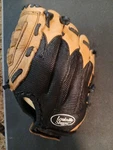 Louisville Slugger Right Hand Throw Baseball Glove Youth GEN1000BM 10" -new. Fixed Price $20.99.