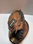 Louisville Slugger Tps F205 Catchers Mitt Right Hand Thrower. Fixed Price $35.00.