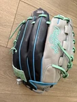 New! Rawlings Heart The Hide 12.5 Fastpitch Softball Glove RPROR125SB-18NG. Fixed Price $248.00.