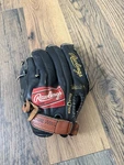 Rawlings BGDR1W 13 Inch Rht Black Gold Baseball Glove. Fixed Price $28.99.