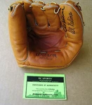Wilson S.K.11 Kaline Model Glove With Original Box Signed By Coa !. Fixed Price $2000.00.