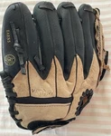 Rawlings Playmaker Series 10 Right Hand Throw Baseball Glove PM809RPW. Fixed Price $10.24.