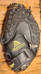 Akadema Professional APM66 Baseball Catchers Glove Rht Fastpitch Series. Fixed Price $49.87.