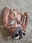 Wilson A440 Glove Fastpitch Monsta Web Inch A0440FP12BR Rh Thrower. Fixed Price $29.99.