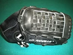 Roger Clemens Louisville Tpk Pro Pitcher's Glove Rocket 22 Yankees Astros. Fixed Price $895.00.