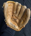 Spalding 42-3581 Dick Mcauliffe Detroit Tigers Baseball Glove Rht 10". Fixed Price $9.79.