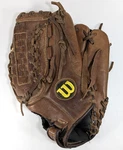 Wilson A800 Fit Baseball Softball Glove A0800SP13SF Right Hand Throw. Fixed Price $32.95.