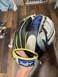 Rawlings Heart Of The Hide 11.75" Baseball Glove PRO205-6GRSS. Fixed Price $275.00.