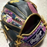 Rawlings Japan Baseball Glove Heart Of The Hide Rht 11.5 Infielder Purple Rare. Fixed Price $259.99.