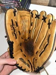 Mizuno Supreme Gsp 1401TG 14" Brown Leather Baseball Glove Rht Right Hand Throw. Fixed Price $16.12.