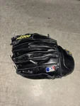 Rht A2000 Wilson Conform 11.75 Model A1915 Baseball Glove Japan Dfs Dialfit. Fixed Price $290.00.