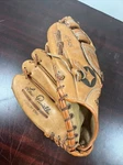 Spalding "lou Piniella" Leather Baseball Glove 42-5426 12" Lht Nice Korea. Fixed Price $12.95.