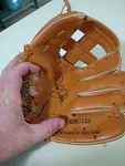 New Rawlings RBG158 9 Inch Derek Jeter Autograph Model Baseball Glove Very Nice. Fixed Price $11.00.