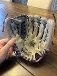 Wilson Flash Grey Purple Baseball Glove A04RF19115 Fastpitch 11.5 Rht. Fixed Price $29.99.