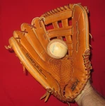 Nice Ssk Lh Left Hand Throw Baseball Glove - 13.5" DPG790. Fixed Price $59.99.