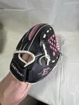 New Easton EKP9500 Youth T-ball Baseball Glove 9.5 Z-flex Pink Black Right. Fixed Price $12.75.