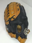 Louisville Slugger 13.5" Rht Players Series Baseball Softball Glove LP1350. Fixed Price $20.12.