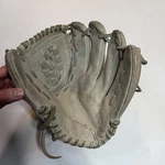 12.5 Rawlings Gold Glove Elite - GGEFP125BW Fastpitch Softball Left Pro Design. Fixed Price $69.99.