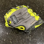 Louisville Slugger 10.5 DV14HG Baseball Glove Black Neon Yellow Diva Left. Fixed Price $19.99.