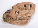 Louisville Slugger Big Daddy 2 Ii Rawhide Lacing HBG10 13" Baseball Glove Rht. Fixed Price $24.99.