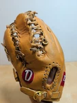 Diamond Pro Series Model #D2025 Baseball Glove Snap Action Left Hand Throw Great. Fixed Price $24.99.