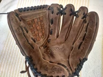 Rawlings RBG36DB Full Grain Leather Baseball Glove 13.5 Lht (r Throw). Fixed Price $22.99.