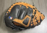Wilson A2582 CM315 Baseball Catchers Mitt Black & Tan Glove 1/2 Rht. Fixed Price $40.50.