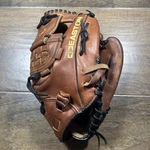 Easton Rebel REB125 Baseball Softball Glove Right Handed Throwing 12.5" Vrs. Fixed Price $29.95.