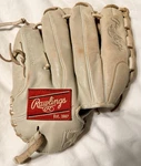 Rawlings Leather Fastpitch Elite Softball Glove GGEFP12BW Right-handed 12.5". Fixed Price $68.00.
