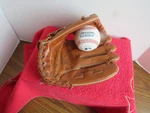 Mag Pee Wee 1397 Hand Crafted Flex Action Right Baseball Glove W/. Fixed Price $10.00.