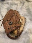 Nike Baseball Glove Dri-fit Show Series 12" Diamond Ready 1200 Rt Worn. Fixed Price $20.00.
