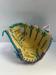 Wilson A2000 Rht Baseball Glove 11.5. Fixed Price $204.95.