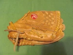 Rawlings Super- Size Rsgxl Fastback Model Righthand Throw Softball Glove. Fixed Price $29.95.
