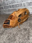Louisville Slugger Graig Nettles Signature Model Baseball Glove LSG26 Rht Great!. Fixed Price $29.99.