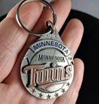 Mlb Minnesota Twins Keychain Vintage 1992 Siskiyou Metal Works. Fixed Price $9.00.