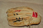 Louisville Slugger GTPS-5 Baseball Glove 14 Rht Tournament Players Series. Fixed Price $22.00.