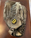 Wilson Glove 2714 Dual Hinge Roger Clemens 20 K. Fixed Price $22.87.
