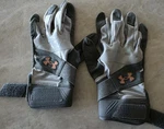 Under Armour Women's Glyde 21 Softball Batting Gloves. Fixed Price $10.00.
