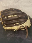 Mizuno Franchise 12.5" Gfn 1250F3 Fastpitch Softball Baseball Glove Lht. Fixed Price $29.99.