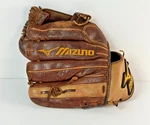Mizuno Classic Pro GCP53S Baseball Softball Glove 11.75" Rht Brown. Fixed Price $49.00.