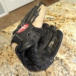 Rawlings Renegade R15R 11 1/2" For Right Hand Throw Baseball Glove Basket Web. Fixed Price $29.00.